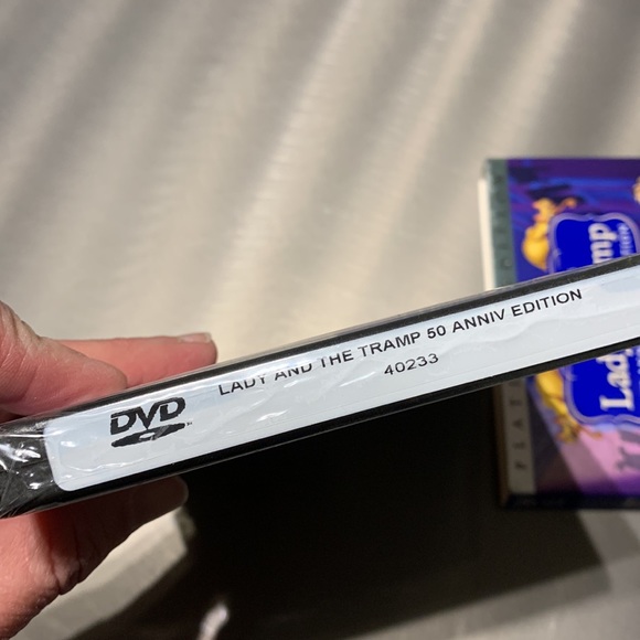 Lady and the Tramp 50th Anniversary Platinum Edition NIB - Picture 5 of 5